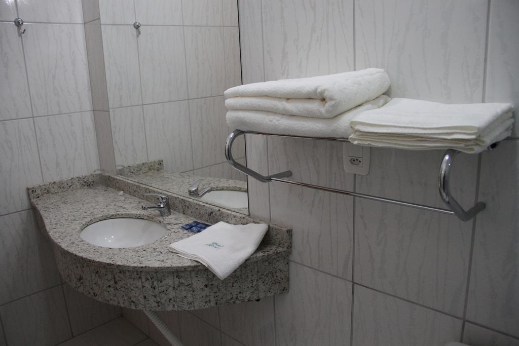 Hotel Monet Erechim Chambre photo